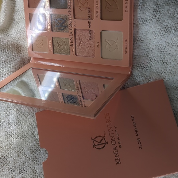 KENIA ONTIVEROS BEAUTY Glow and Go Kit, 17.7g/0.63oz - Picture 6 of 11